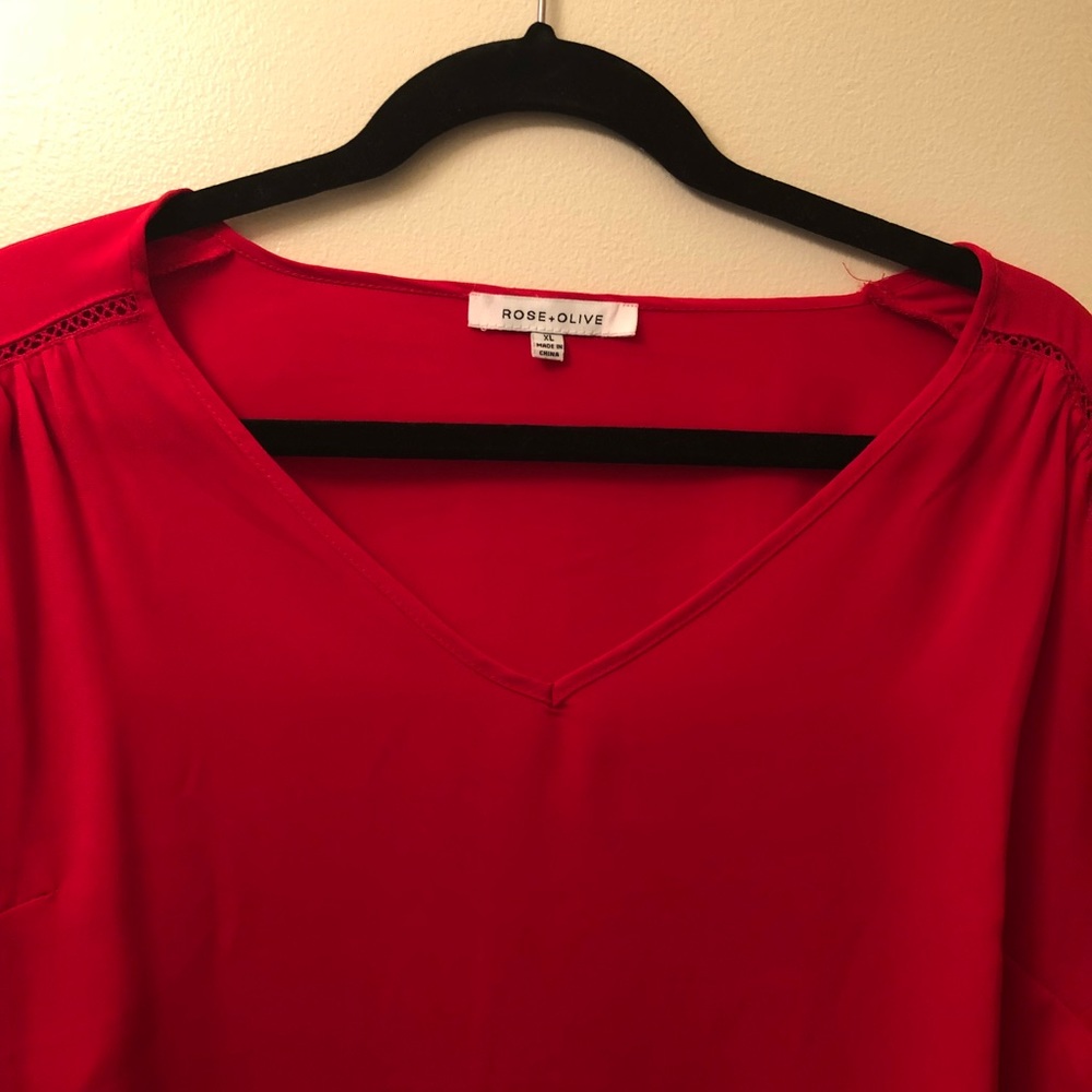 Red fancy blouse 🎀 - Picture 2 of 5